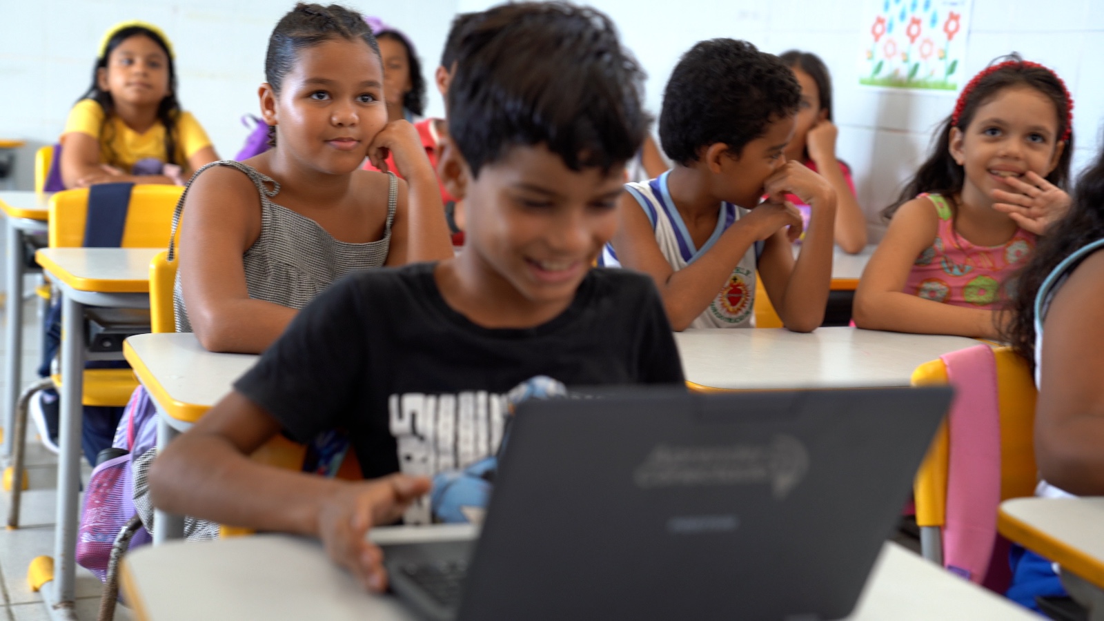 Todas as escolas de ensino básico de Baía da Traição (PB) passam a ter acesso a internet